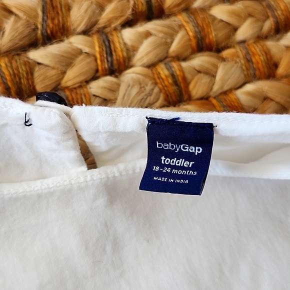 BabyGAP toddler tiered dress - Picture 2 of 4